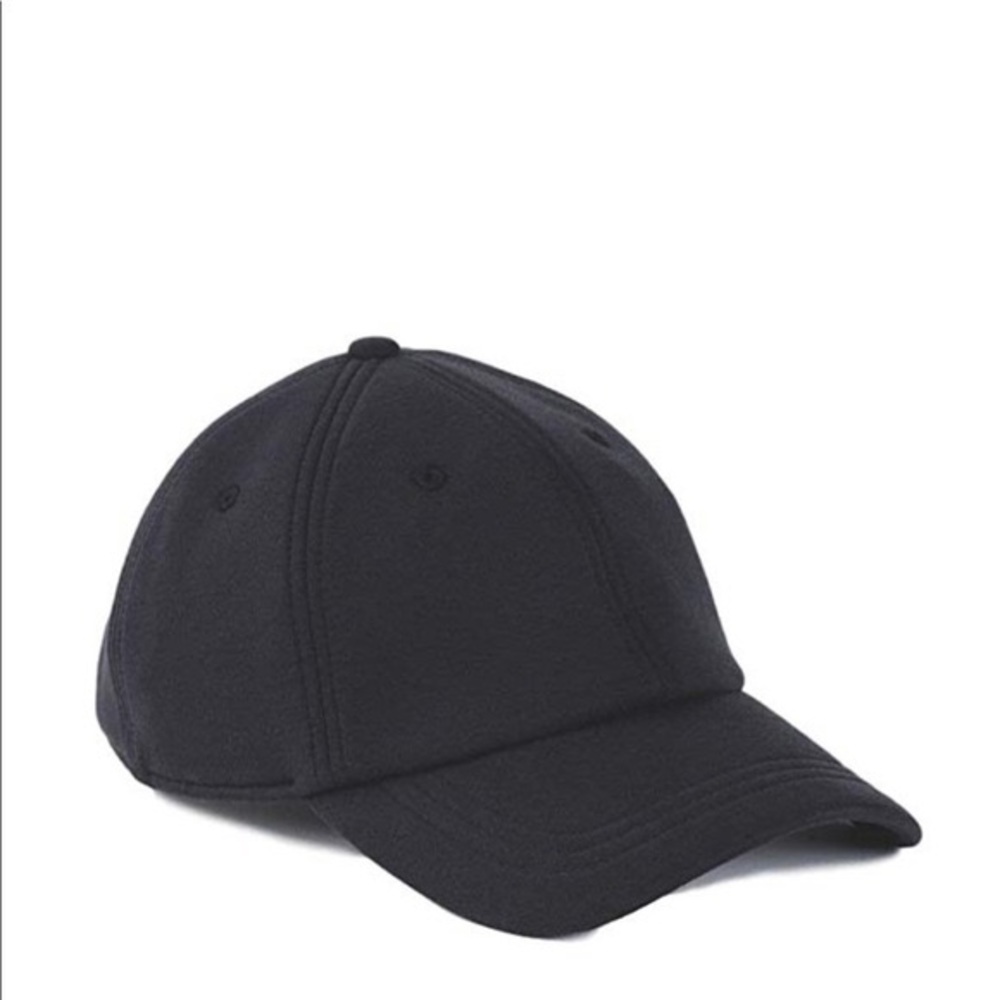 Lululemon Black Hat